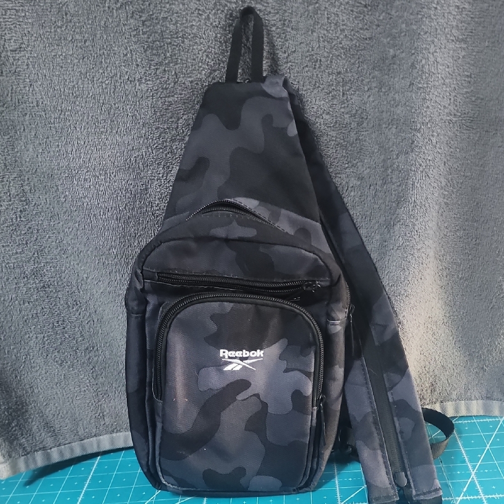 Reebok Dark Camouflage Sling Bag